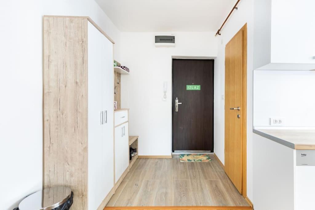 Apartman Dino SJJ Buitenkant foto