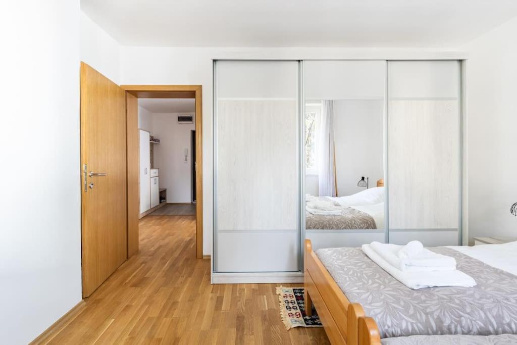 Apartman Dino SJJ Buitenkant foto